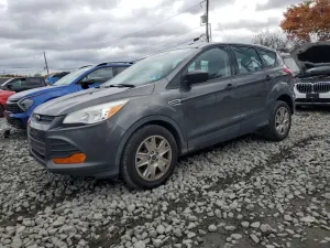 Ford Escape S 2.5L 4 2016