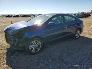 Hyundai Elantra SEL 2.0L 4 2020