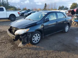 Toyota Corolla BASE 1.8L 4 2013