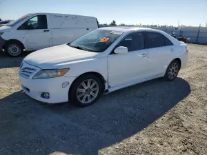 Toyota Camry SE 3.5L 6 2011