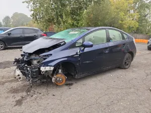 Toyota Prius 1.8L 4 2015
