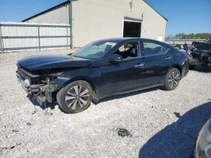 Nissan Altima SV 2.5L 4 2019