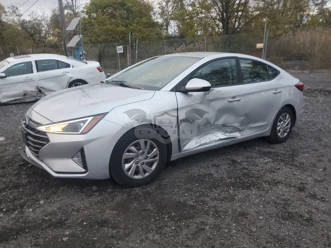 Hyundai Elantra SE 2.0L 4 2019