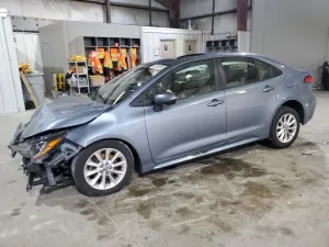 Toyota Corolla LE 1.8L 4 2020