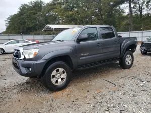 Toyota Tacoma DOUBLE CAB 4.0L 6 2015