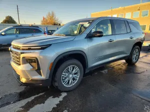 Chevrolet Traverse LS 2.5L 4 2024