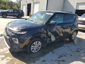 Kia Soul LX 2.0L 4 2020