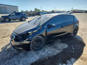 Kia Cerato / Forte / K3 LX 2.0L 4 2016