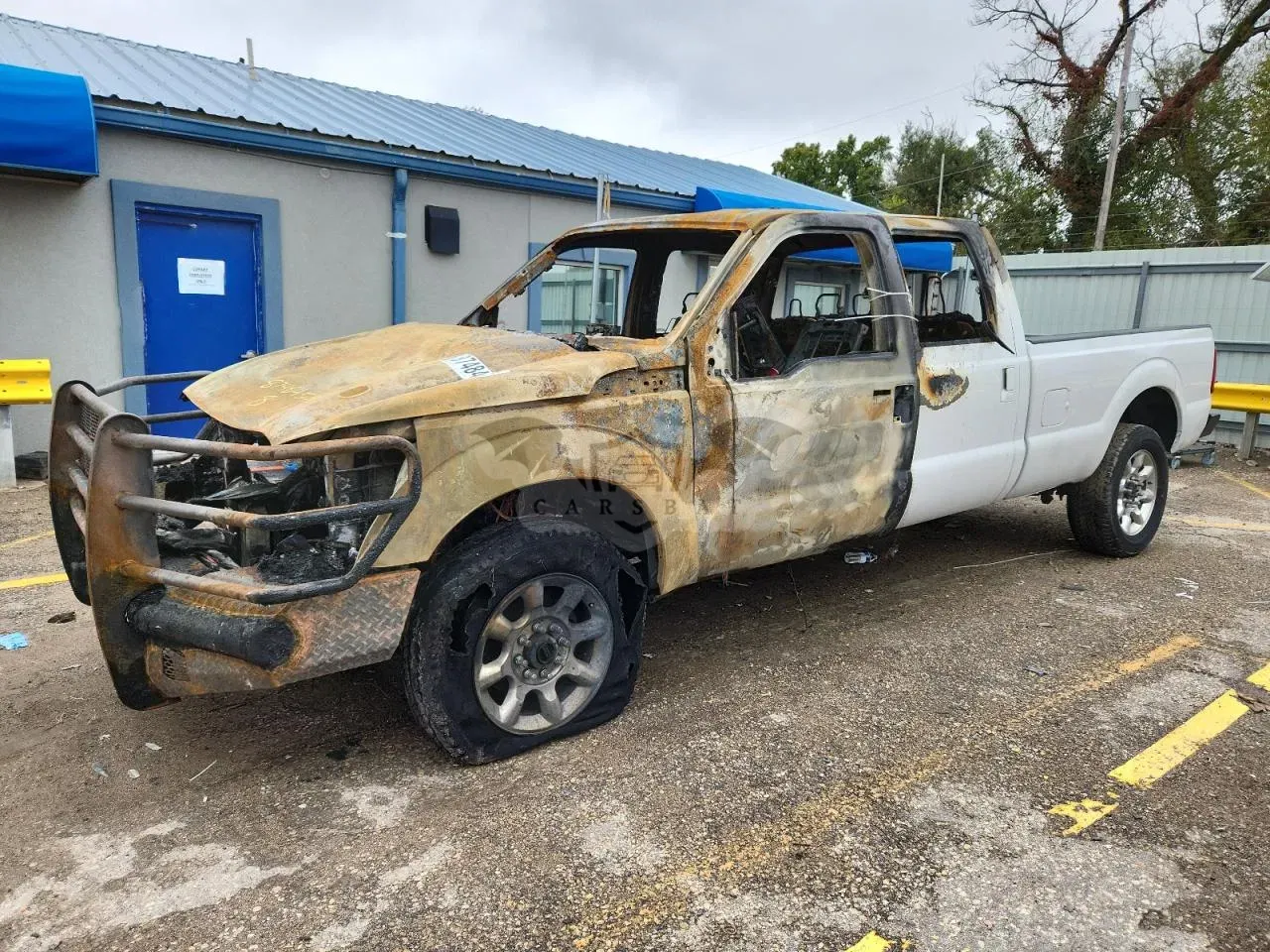 Ford F-350 6.7L 8 2014