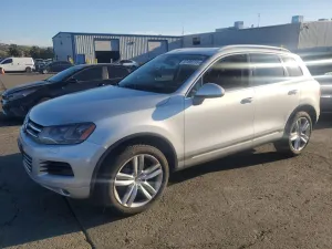 Volkswagen Touareg V6 TDI 3.0L 6 2013