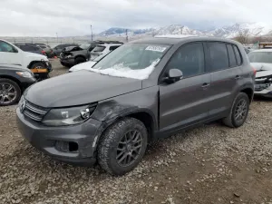 Volkswagen Tiguan 2.0L 4 2013