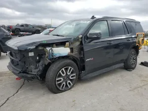 GMC Yukon AT4 5.3L 8 2021