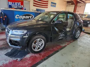 Audi Q5 2.0L 4 2018