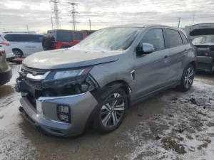 Mitsubishi Outlander ES 2.0L 4 2020