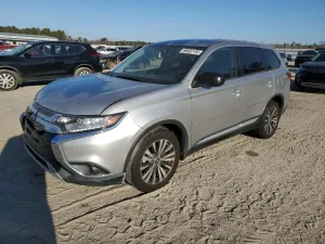 Mitsubishi Outlander ES 2.4L 4 2019