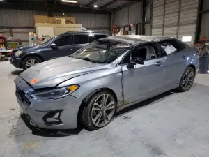Ford Fusion TITANIUM 2.0L 4 2020