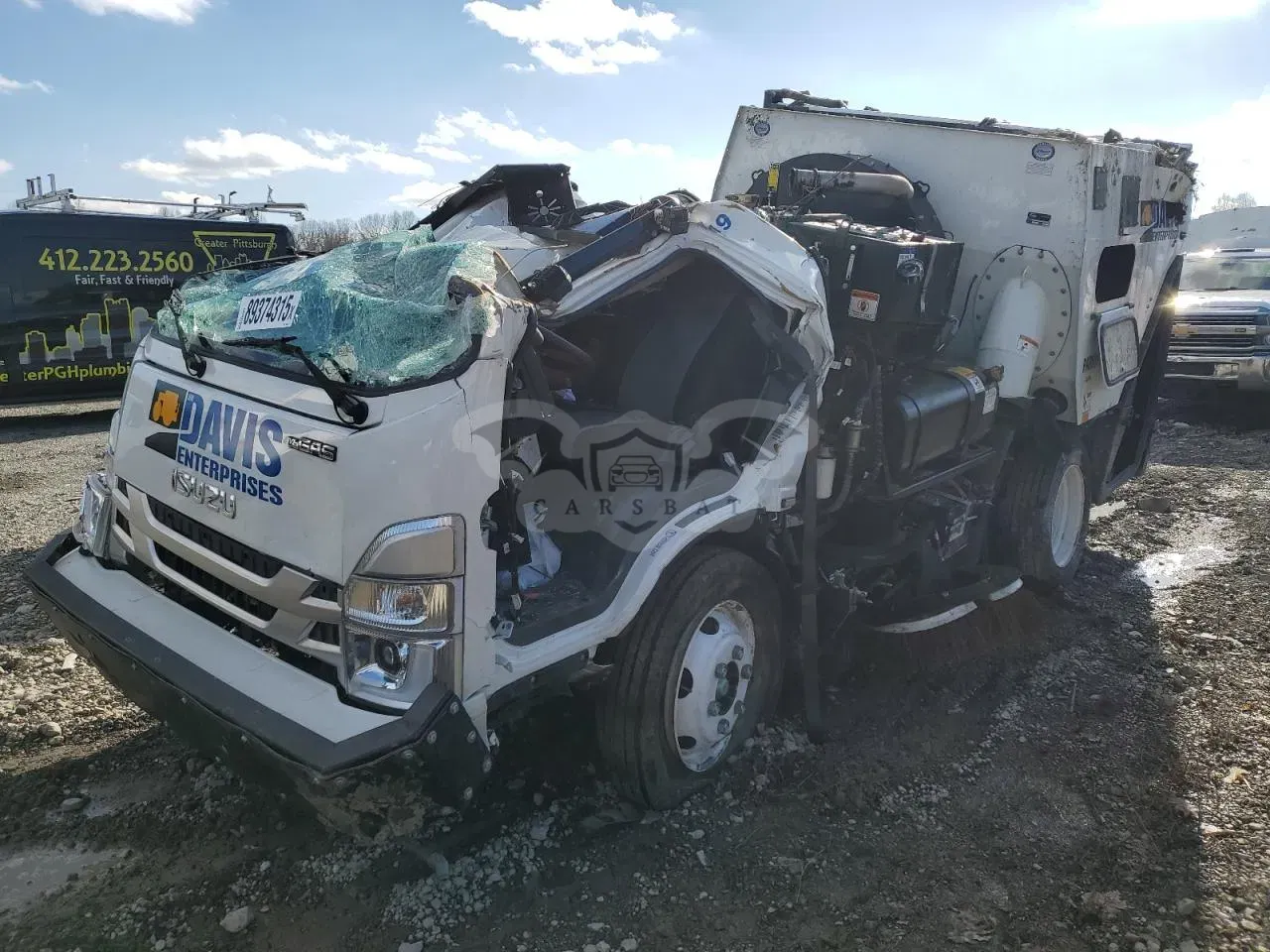 Isuzu NPR 6.6L 8 2024