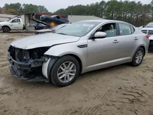 Kia Optima LX 2.4L 4 2012