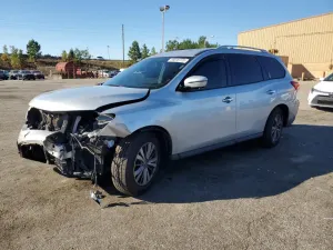 Nissan Pathfinder S 3.5L 6 2019
