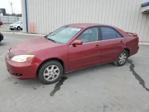 Toyota Camry LE 2.4L 4 2002