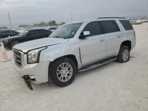 GMC Yukon SLT 5.3L 8 2017
