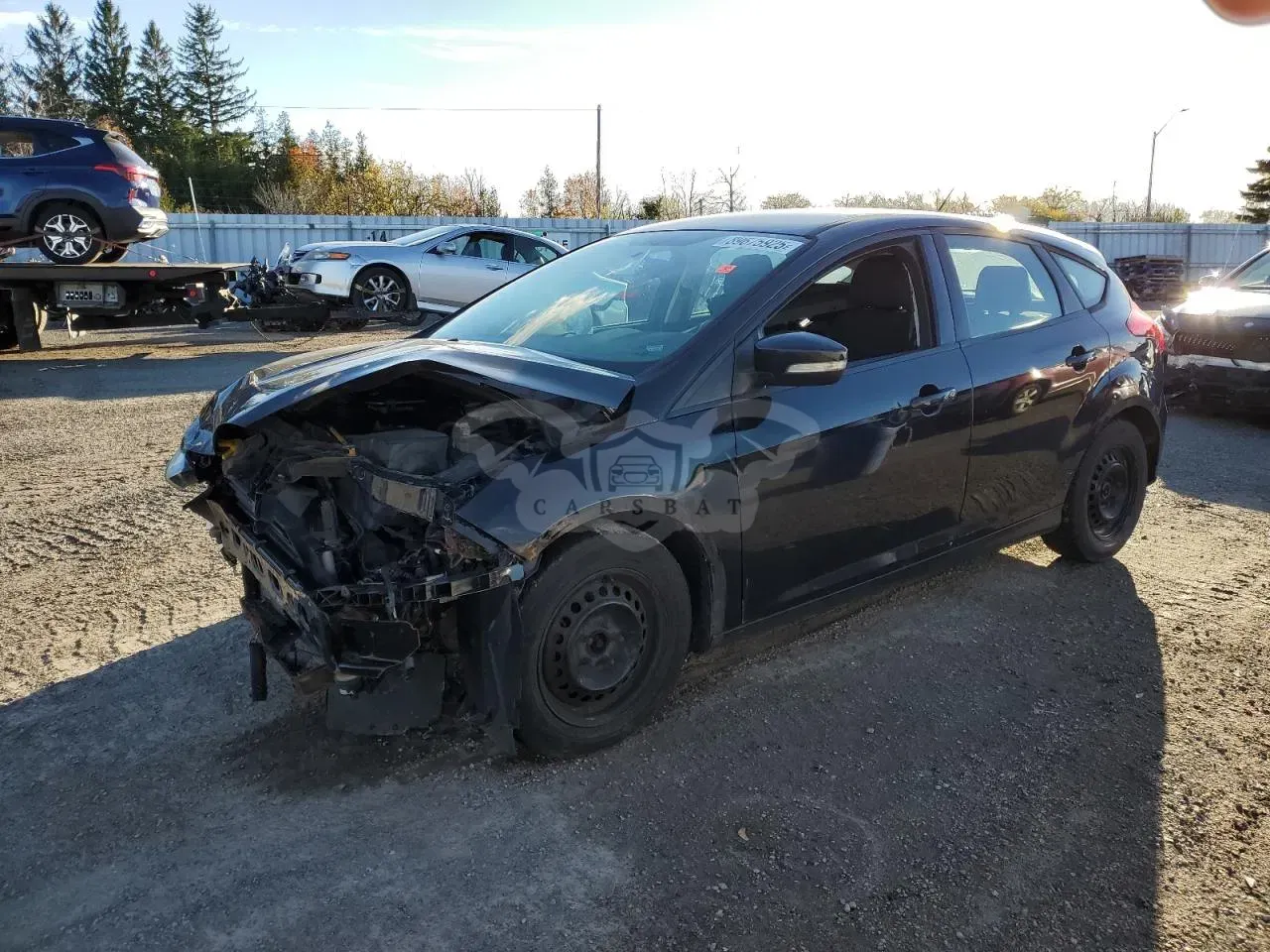 Ford Focus SE 2.0L 4 2016