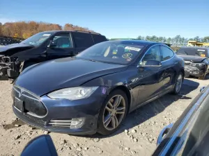 Tesla Model S 85D 2015