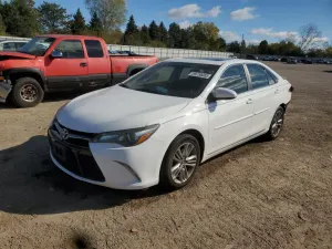 Toyota Camry LE 2.5L 4 2016