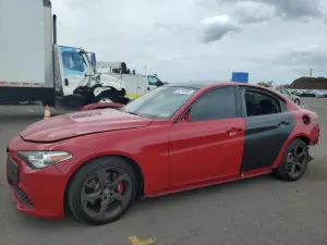 Alfa Romeo Giulia 2.0L 4 2017