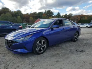 Hyundai Elantra SEL 2.0L 4 2023