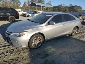 Toyota Camry LE 2.5L 4 2017