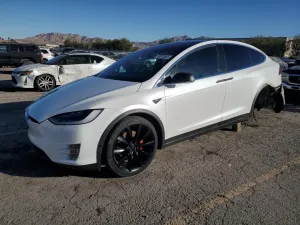 Tesla Model X 2018