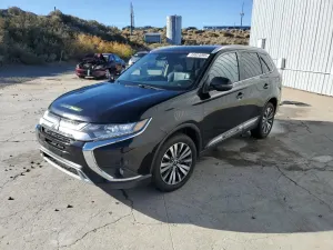 Mitsubishi Outlander SE 2.4L 4 2020