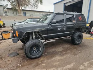 Jeep Cherokee SPORT 4.0L 6 1999