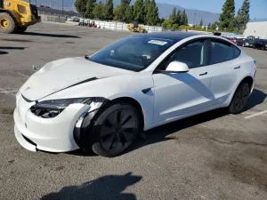 Tesla Model 3 2025