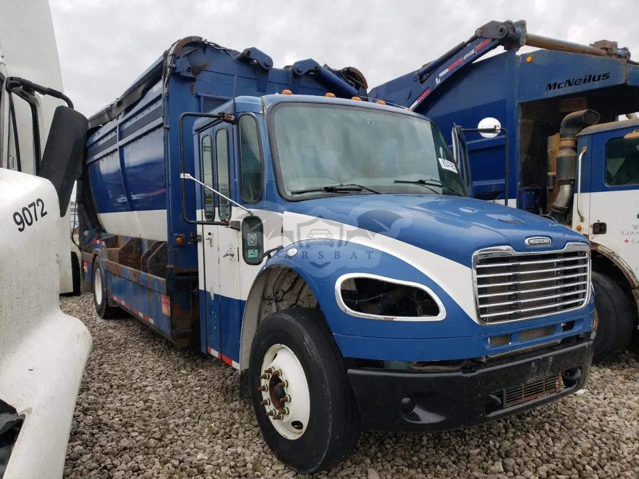 Freightliner Business Class M2 106 MEDIUM DUTY 8.3L 6 2011