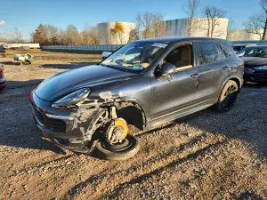 Porsche Cayenne S 3.6L 6 2016