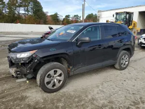 Toyota Rav4 LE 2.5L 4 2022
