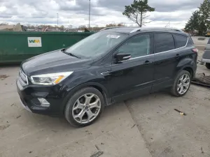 Ford Escape TITANIUM 2.0L 4 2017