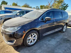 Chrysler Pacifica TOURING L 3.6L 6 2017