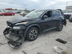 Nissan Rogue SV 2.5L 4 2021
