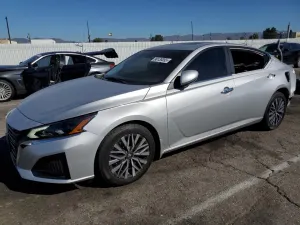 Nissan Altima SV 2.5L 4 2024