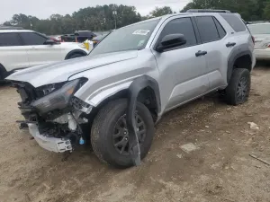 Toyota 4Runner SR5 2.4L 4 2025