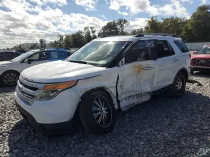 Ford Explorer XLT 3.5L 6 2013
