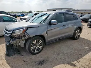 Mitsubishi Outlander SE 2.0L 4 2021