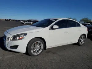 Volvo S60 T5 2.4L 5 2012