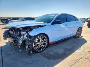 Hyundai Elantra 2.0L 4 2023