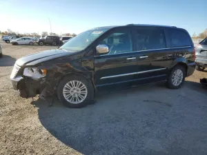 Chrysler Town & Country LIMITED 3.6L 6 2013