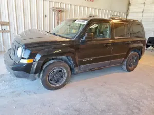 Jeep Patriot SPORT 2.4L 4 2016