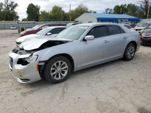 Chrysler 300 TOURING 3.6L 6 2021